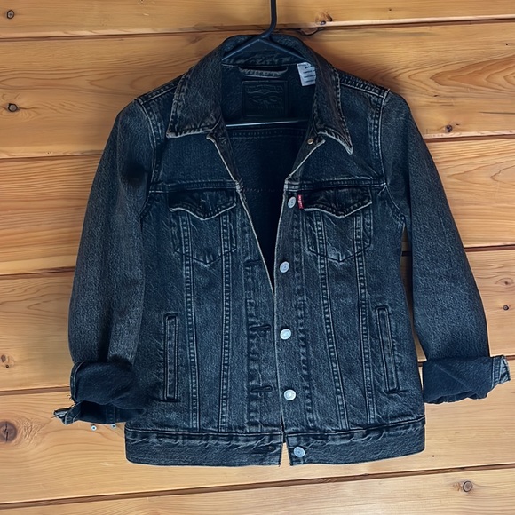 Reworked Levi’s Jacket - Picture 4 of 5